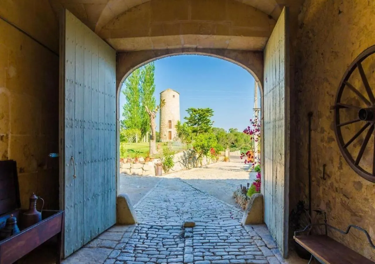 Son Costa, Villa Tipica Mallorquina Con Piscina モントゥィリィ スペイン