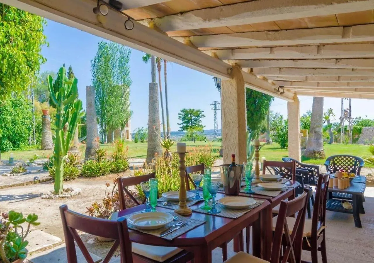 Son Costa, Villa Tipica Mallorquina Con Piscina モントゥィリィ 0*,  スペイン